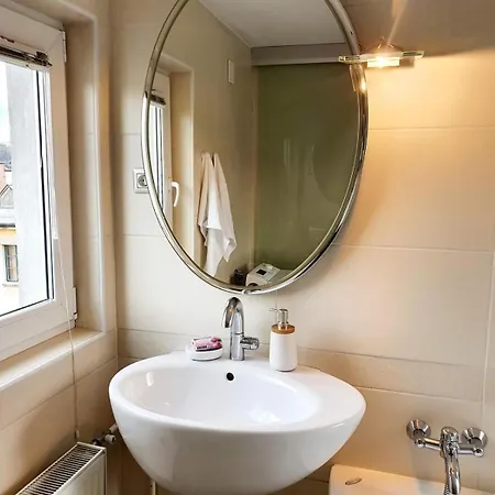 Apartment Riverside Loft - Castle View & Free Parking & Terrace *