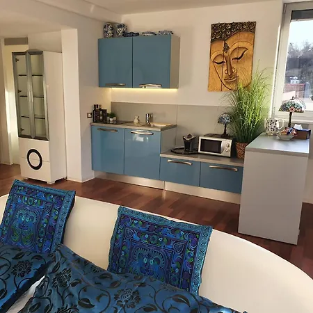 Riverside Loft - Castle View & Free Parking & Terrace Appartamento *