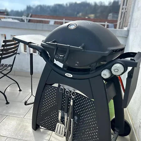 Riverside Loft - Castle View & Free Parking & Terrace Apartment Laibach