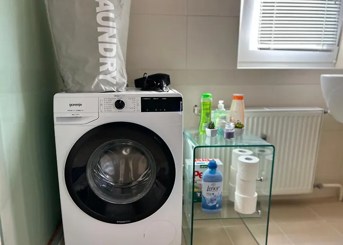 Riverside Loft - Castle View & Free Parking & Terrace *